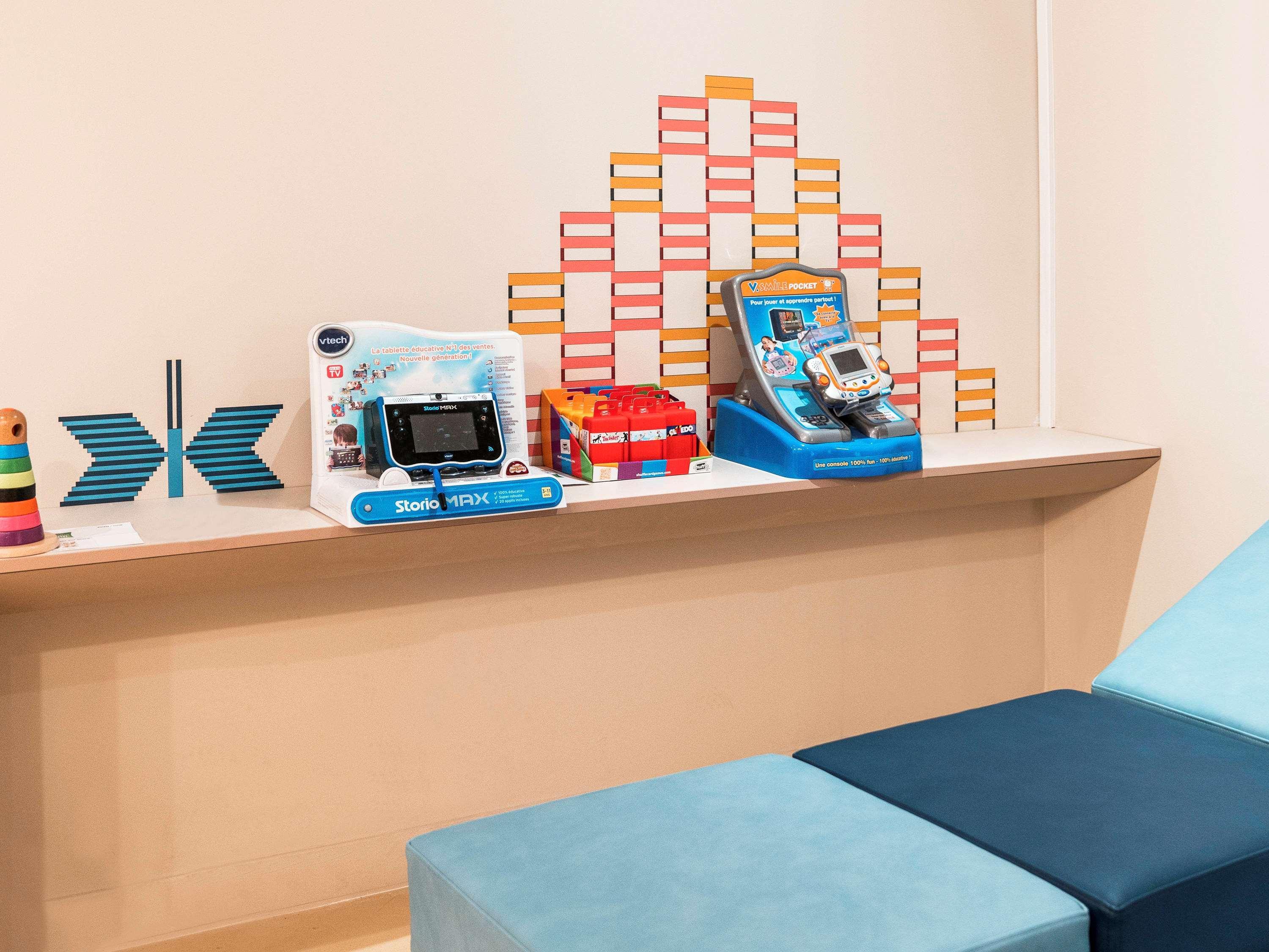 Готель Ibis Styles Toulon Centre Port Екстер'єр фото