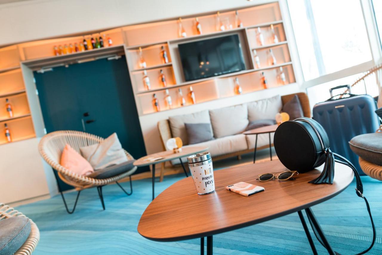 Готель Ibis Styles Toulon Centre Port Екстер'єр фото