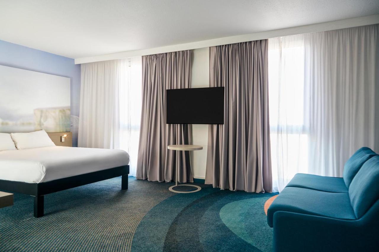 Готель Ibis Styles Toulon Centre Port Екстер'єр фото