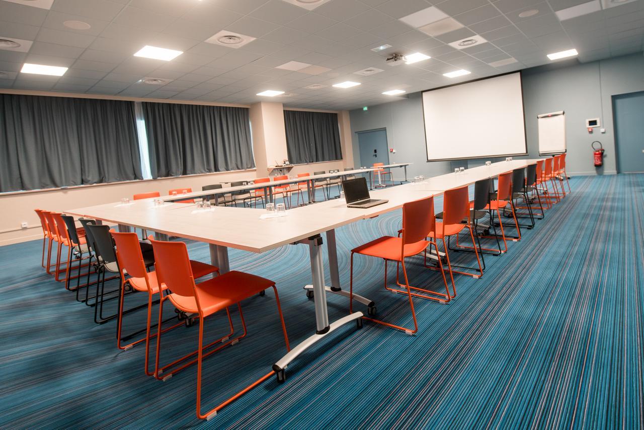 Готель Ibis Styles Toulon Centre Port Екстер'єр фото